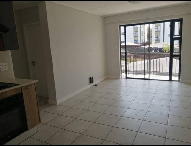 3 BEDROOM APARTMENT FOR SALE IN LINBRO PARK